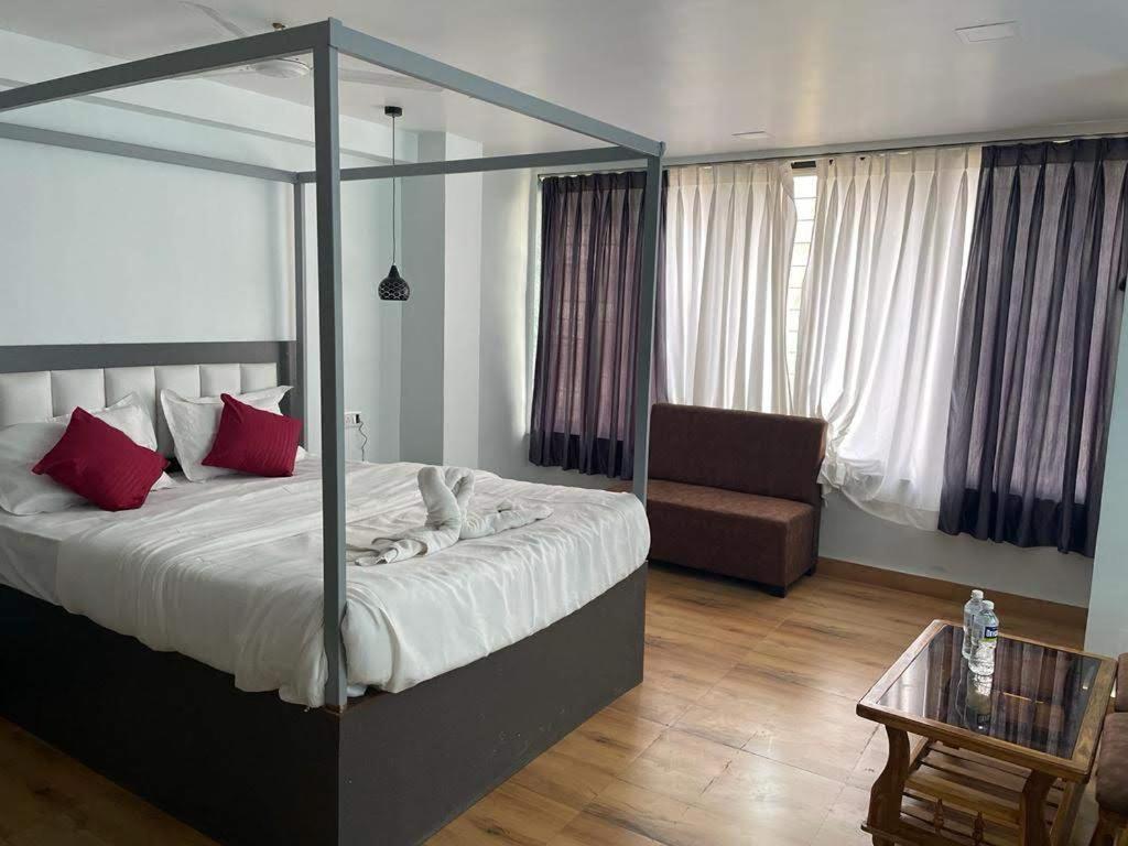 Bliss Rooms Алібаґ Екстер'єр фото