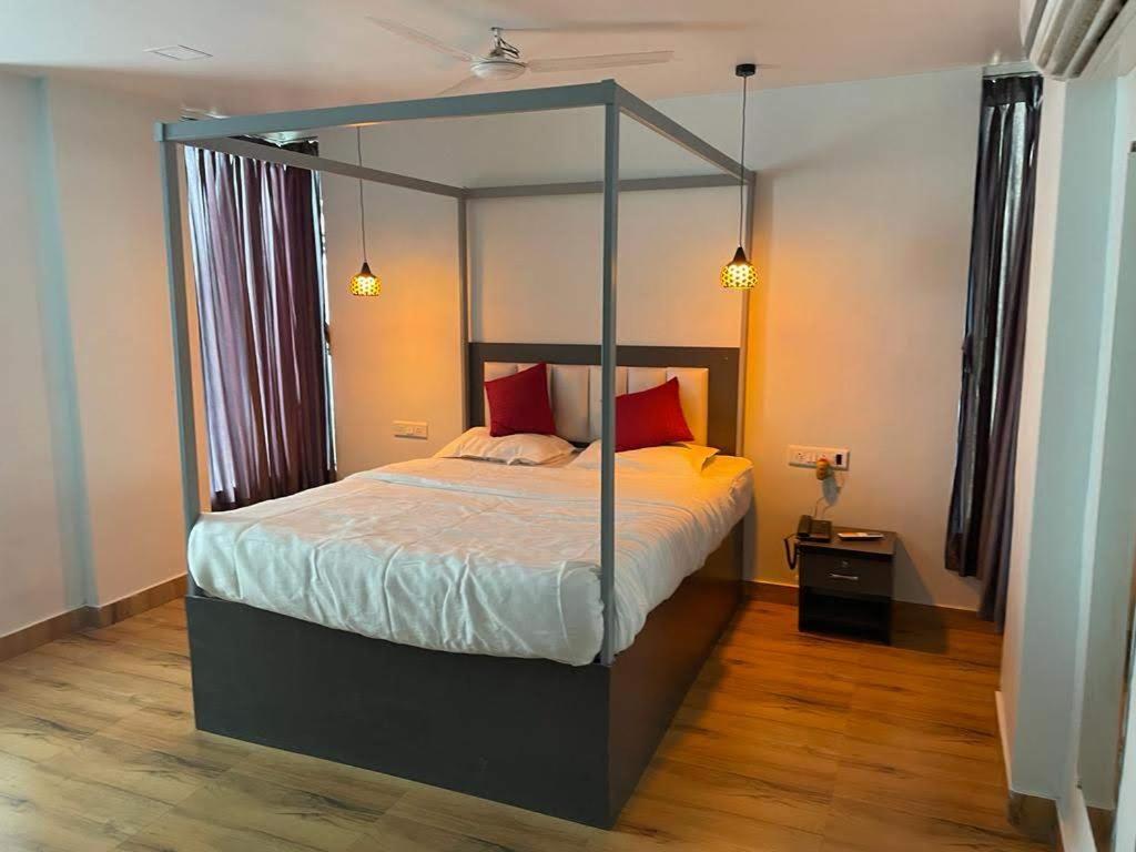 Bliss Rooms Алібаґ Екстер'єр фото